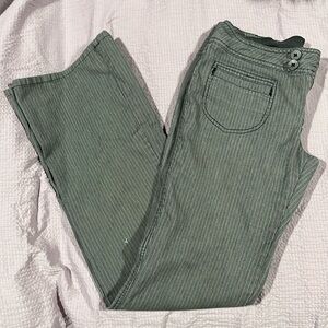 Low rise black and gray juniors flare leg pants size 5